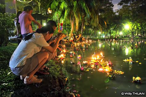 Loy Krathong 2016 - Aikakauden Uusien Uskojen Ilmentymä ja Koulutus Muutoksen Aiheuttaja